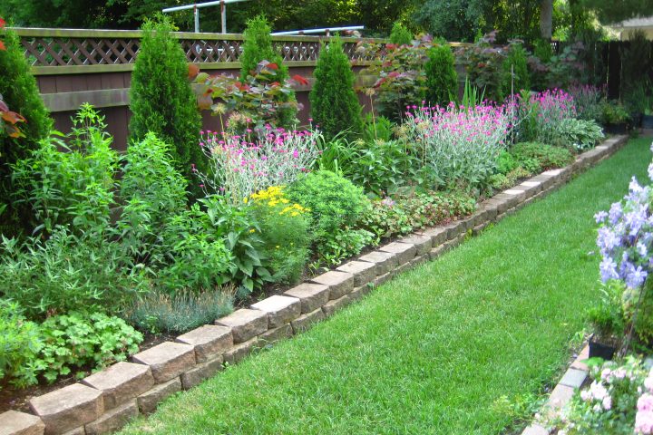 Get Some Best Landscaping Ideas For Your Garden