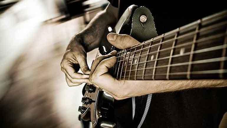 Improve Your Guitar Playing Skills With One Of The Best Guitar Teachers In USA!