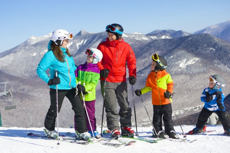 Top 10 Best Winter Holiday Places For Families