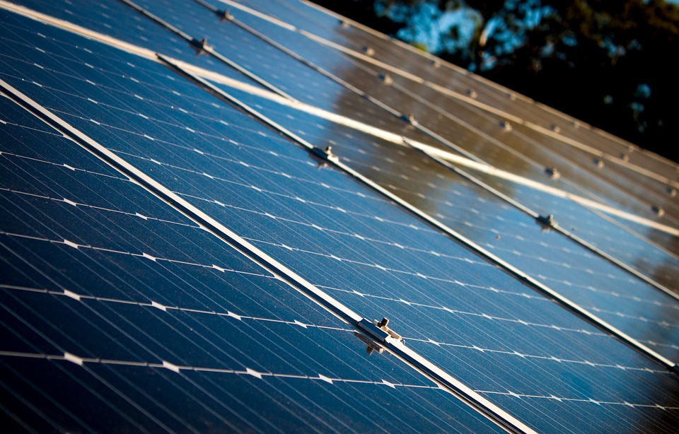 It’s Time to Go Solar: 5 Ways to Utilize Solar Energy for a Multi-Family Housing