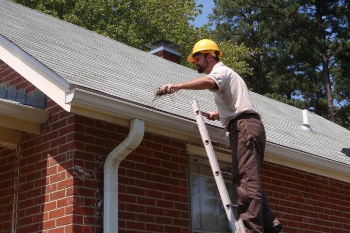 Safety Tips For Roof Ladders To Prevent Accidents At Home