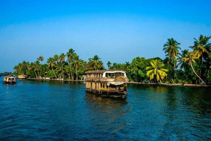 Kerala Tour Packages A Complete Overlook Of Mighty Kerala